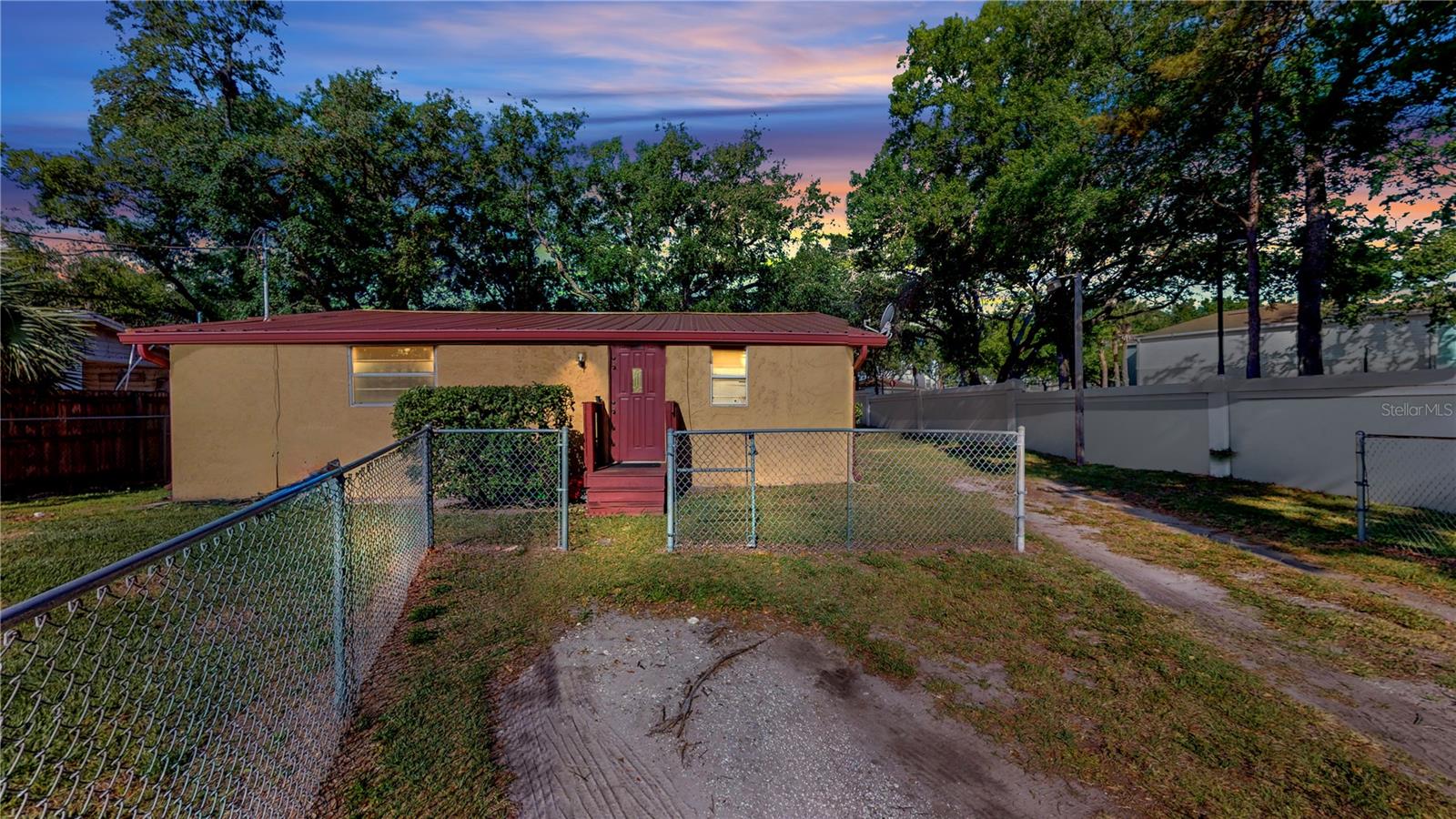 4022 WATSON RD, TAMPA, FL, 33610
