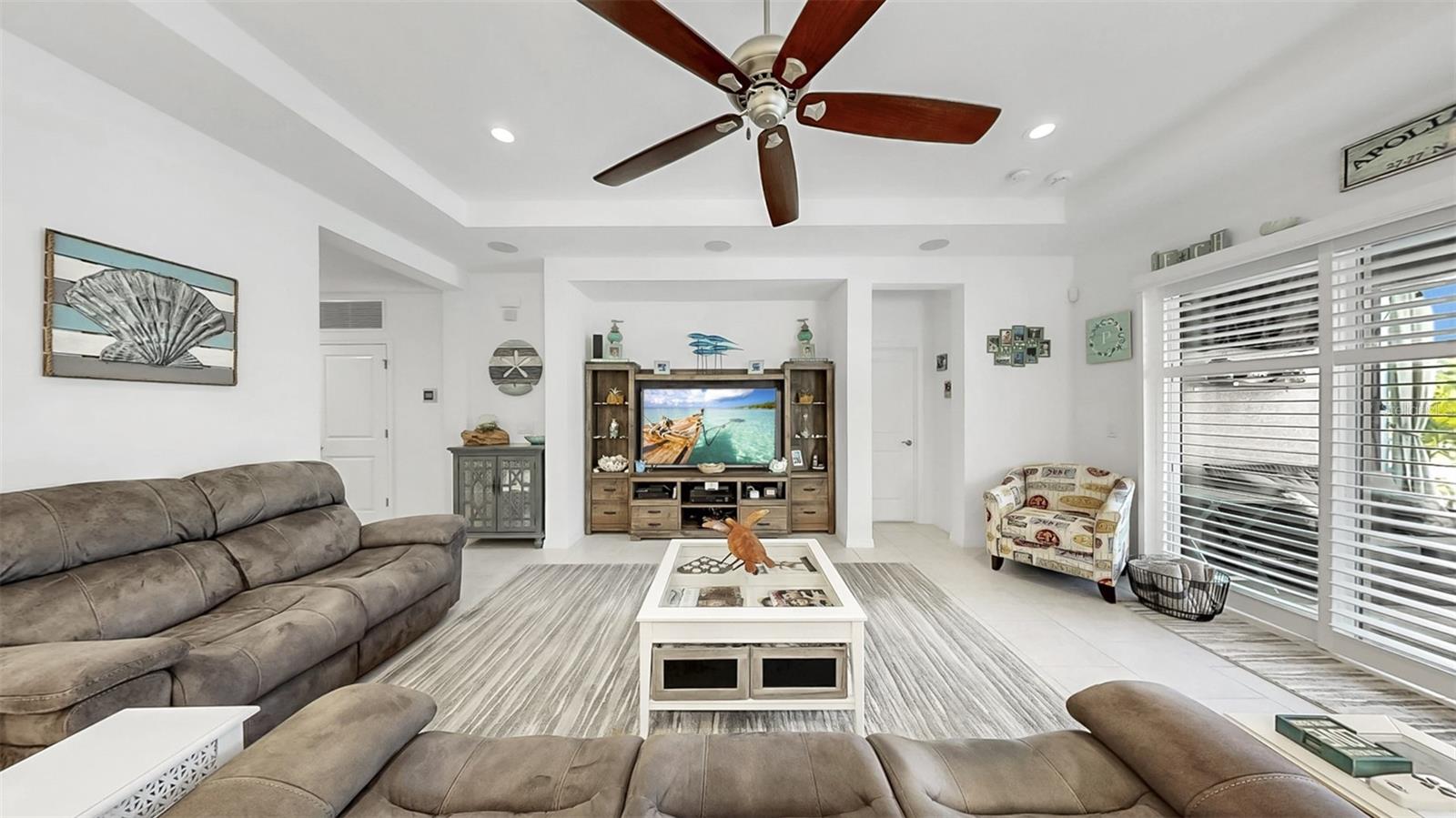 5239 ADMIRAL POINTE DR, APOLLO BEACH, FL, 33572