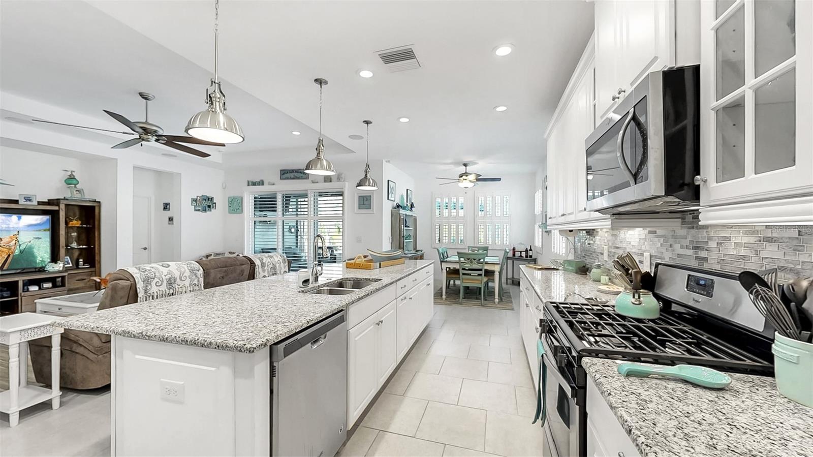 5239 ADMIRAL POINTE DR, APOLLO BEACH, FL, 33572