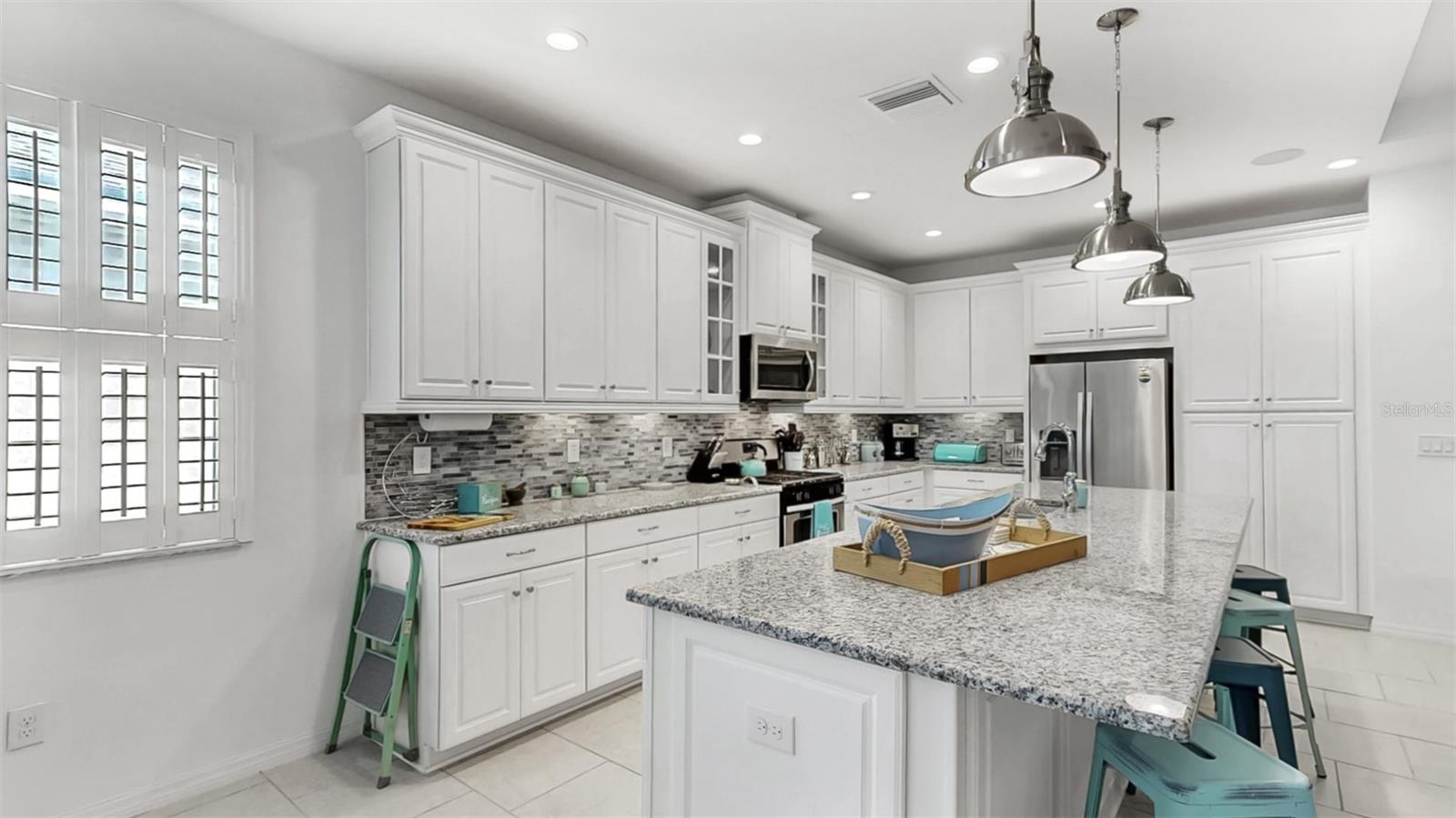 5239 ADMIRAL POINTE DR, APOLLO BEACH, FL, 33572