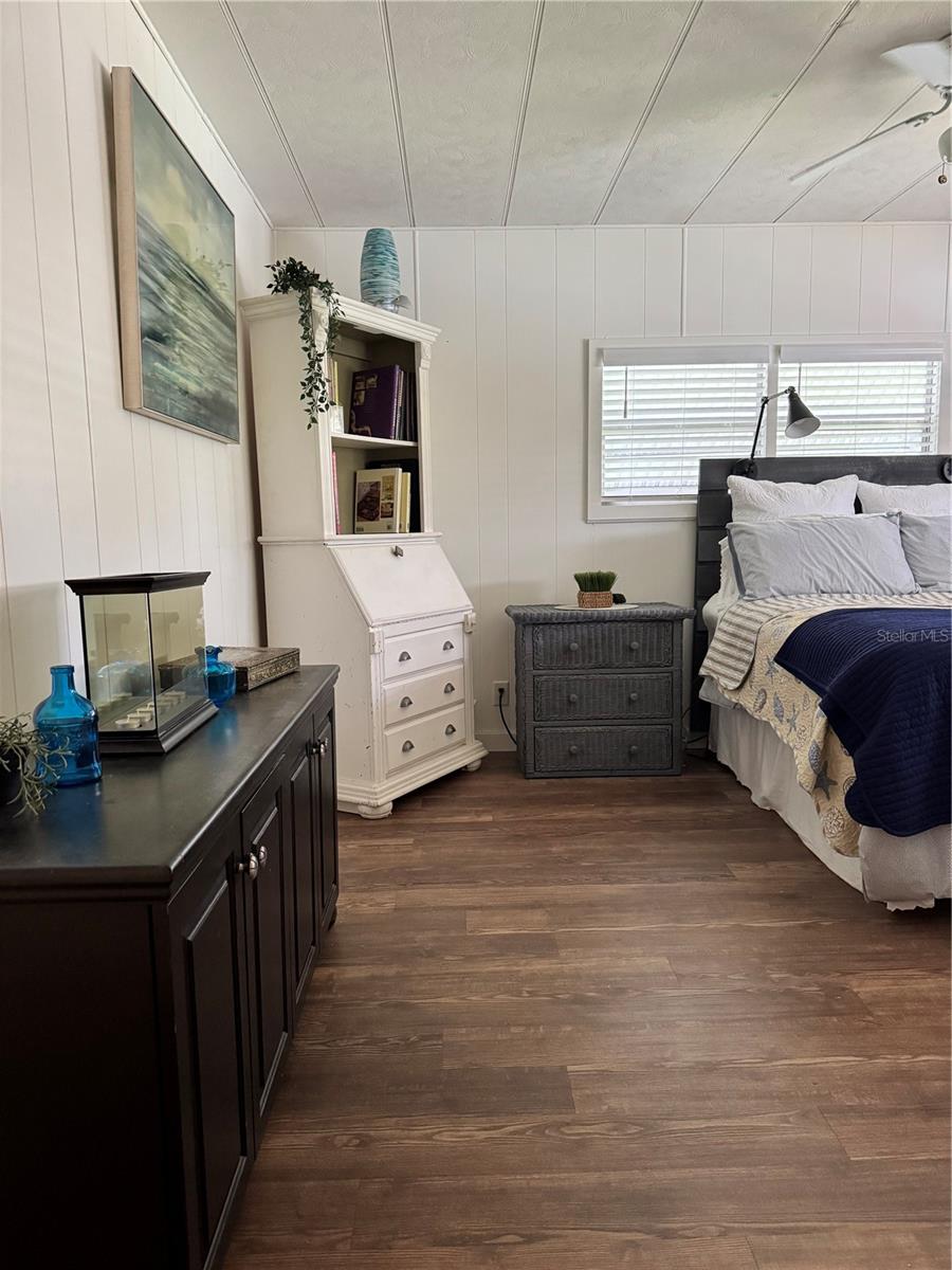 3717 ANCHOR DR, TAMPA, FL, 33611