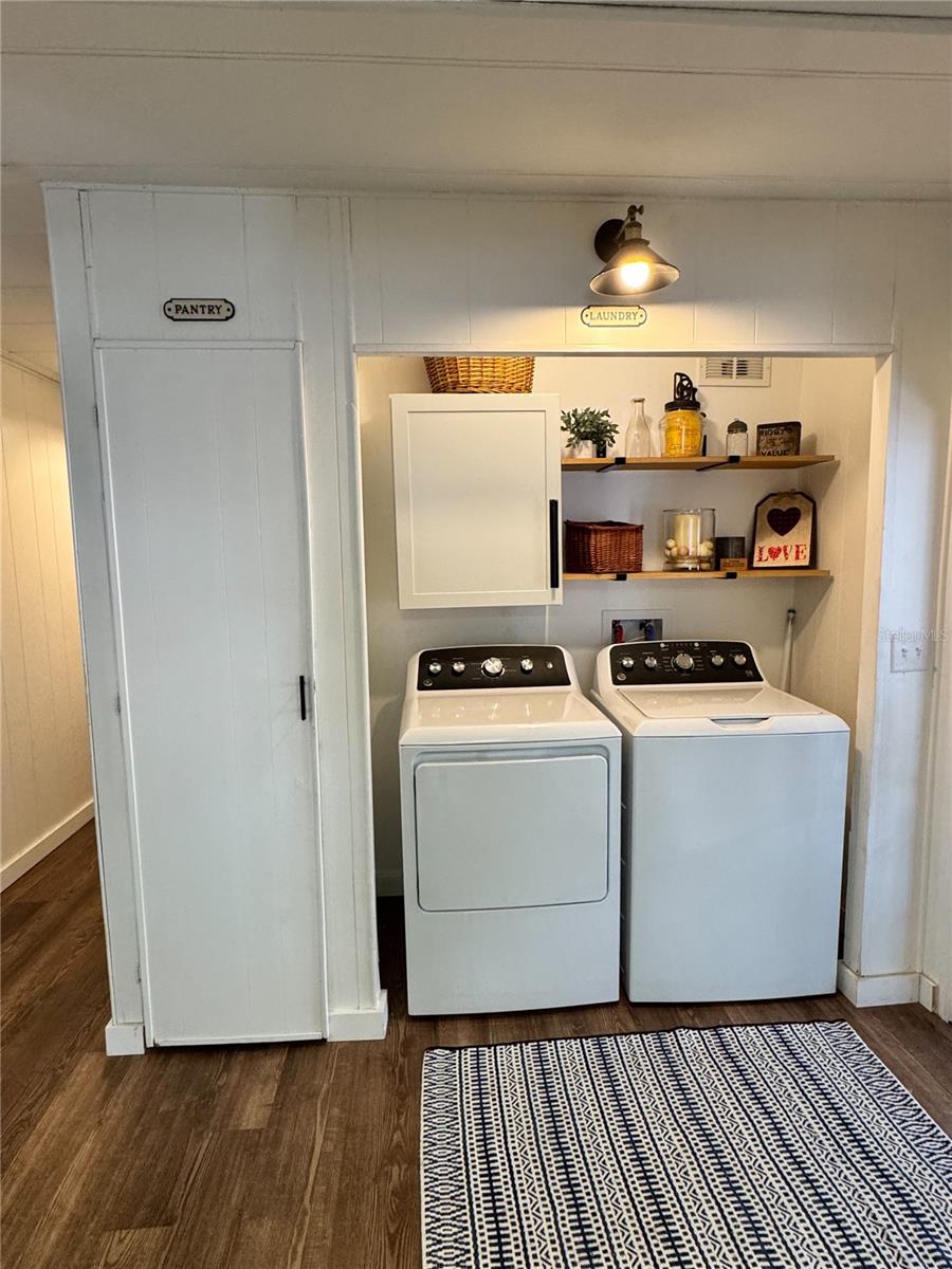 3717 ANCHOR DR, TAMPA, FL, 33611