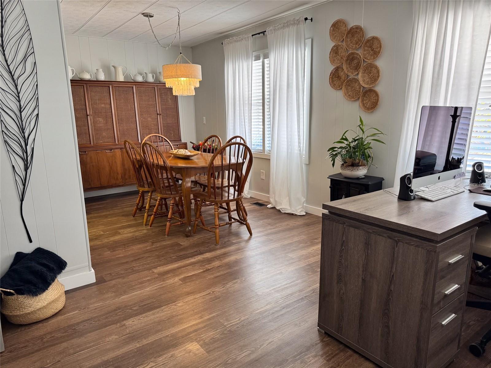 3717 ANCHOR DR, TAMPA, FL, 33611