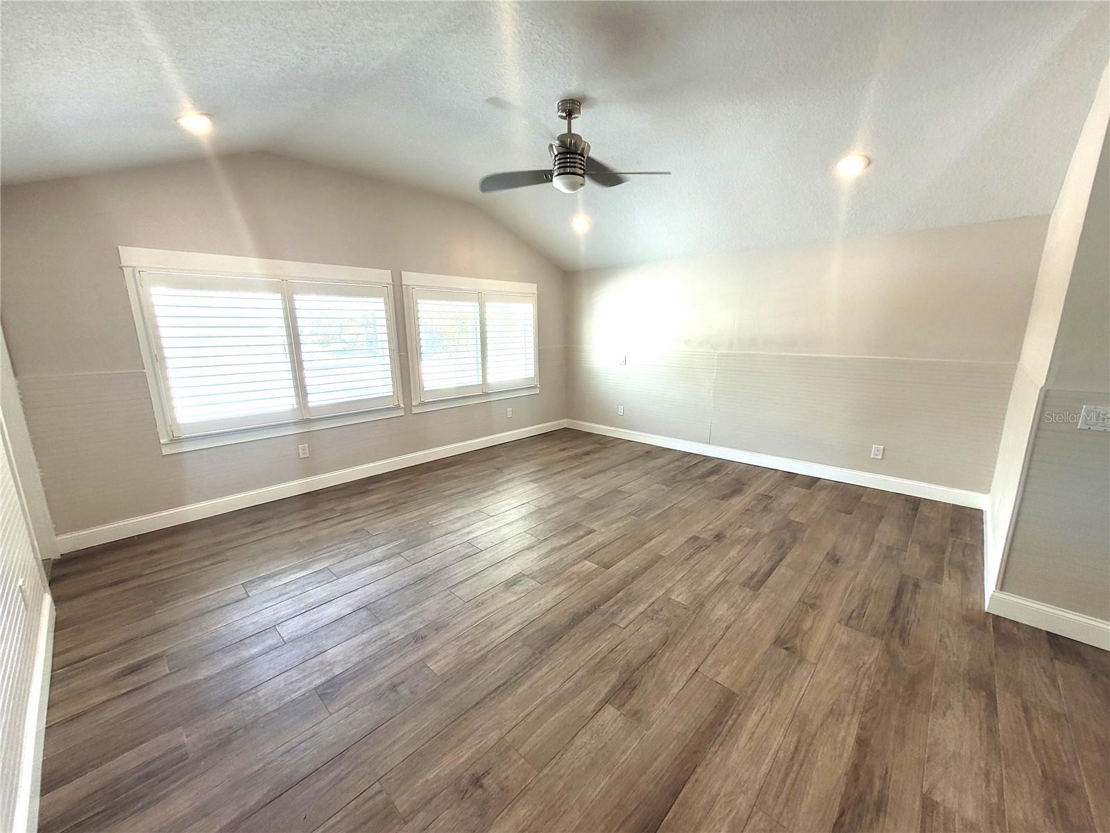 12217 SUNSHINE LN, TREASURE ISLAND, FL, 33706