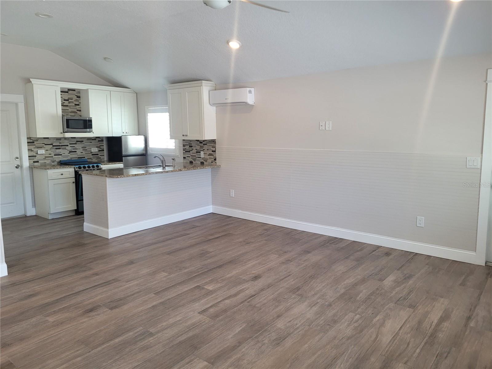 12217 SUNSHINE LN, TREASURE ISLAND, FL, 33706