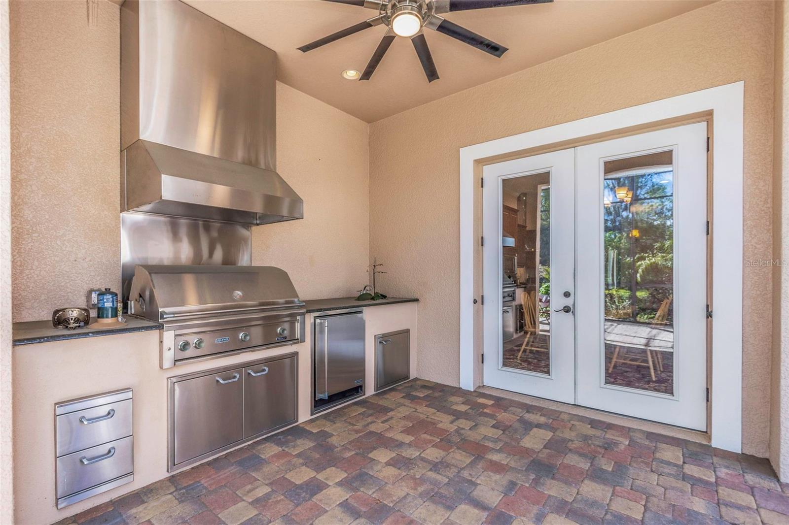 2630 GRAND LAKESIDE DR, PALM HARBOR, FL, 34684