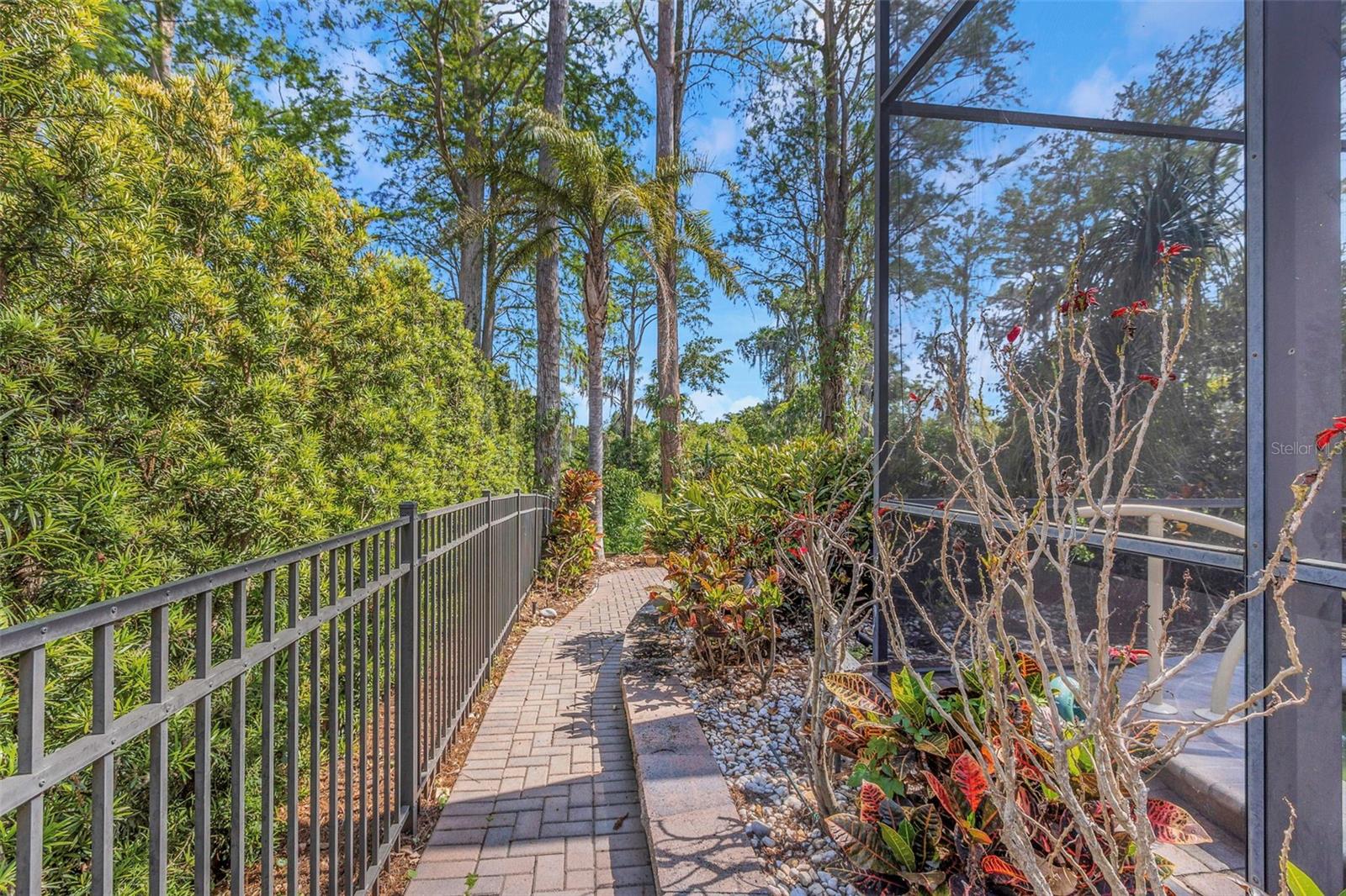 2630 GRAND LAKESIDE DR, PALM HARBOR, FL, 34684
