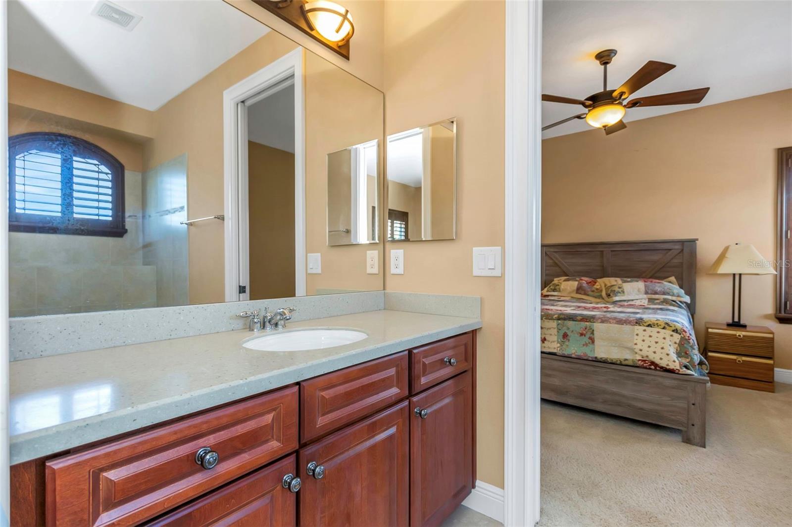 2630 GRAND LAKESIDE DR, PALM HARBOR, FL, 34684