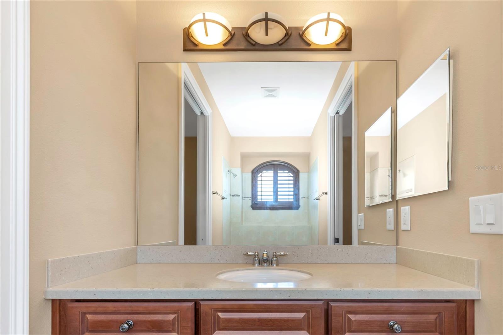 2630 GRAND LAKESIDE DR, PALM HARBOR, FL, 34684