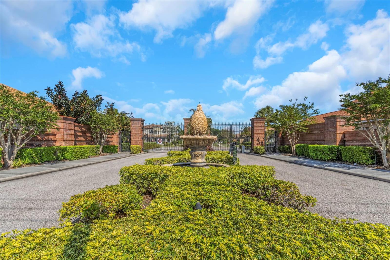 2630 GRAND LAKESIDE DR, PALM HARBOR, FL, 34684