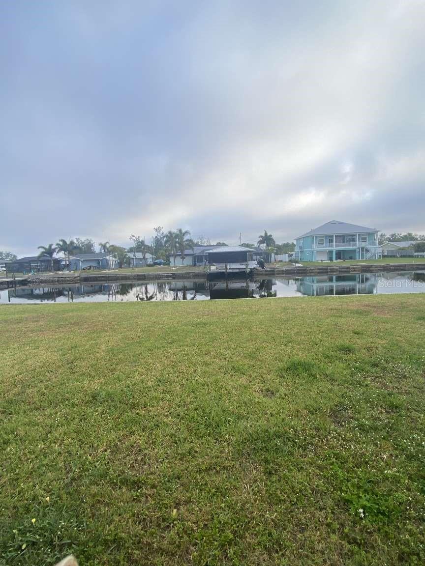 825 BLUE HERON BLVD, RUSKIN, FL, 33570