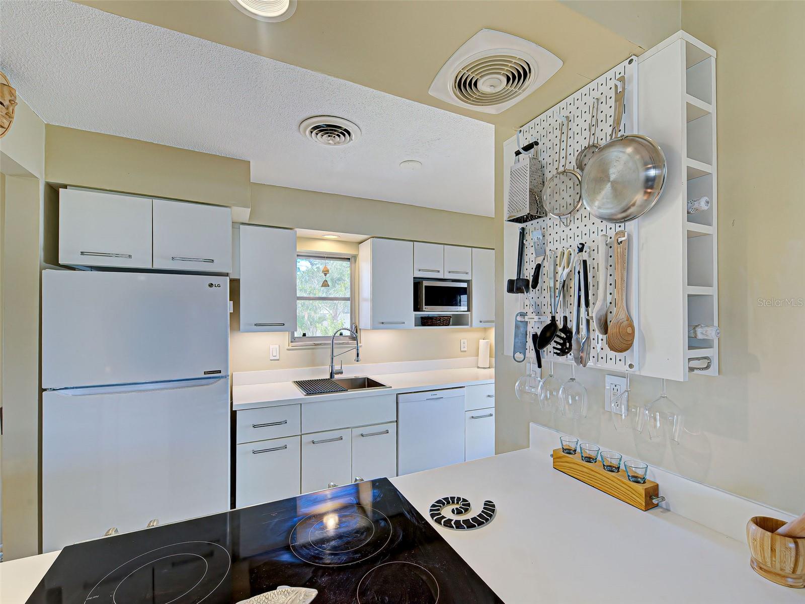 1555 BARBARA PL, ENGLEWOOD, FL, 34223