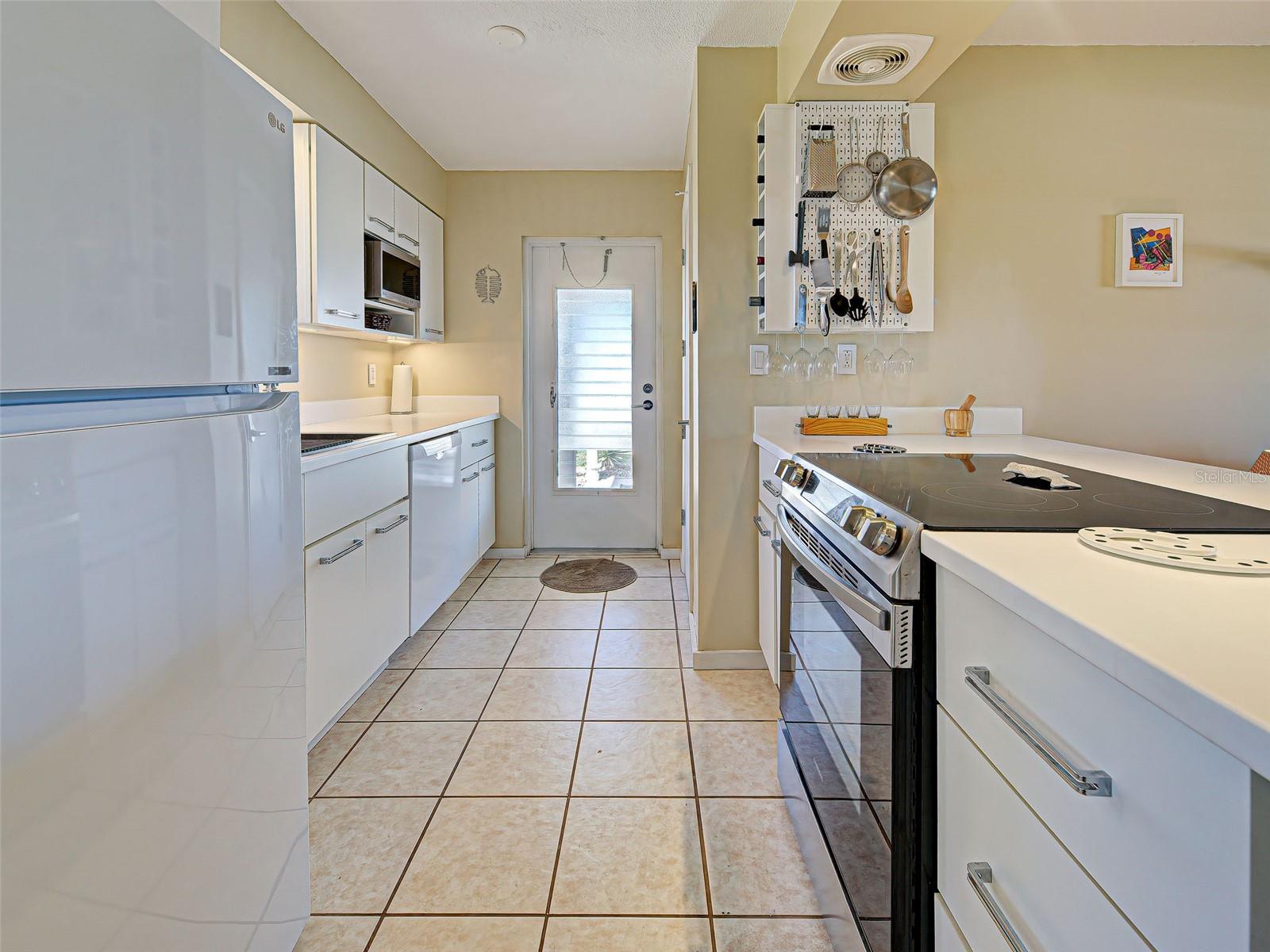 1555 BARBARA PL, ENGLEWOOD, FL, 34223