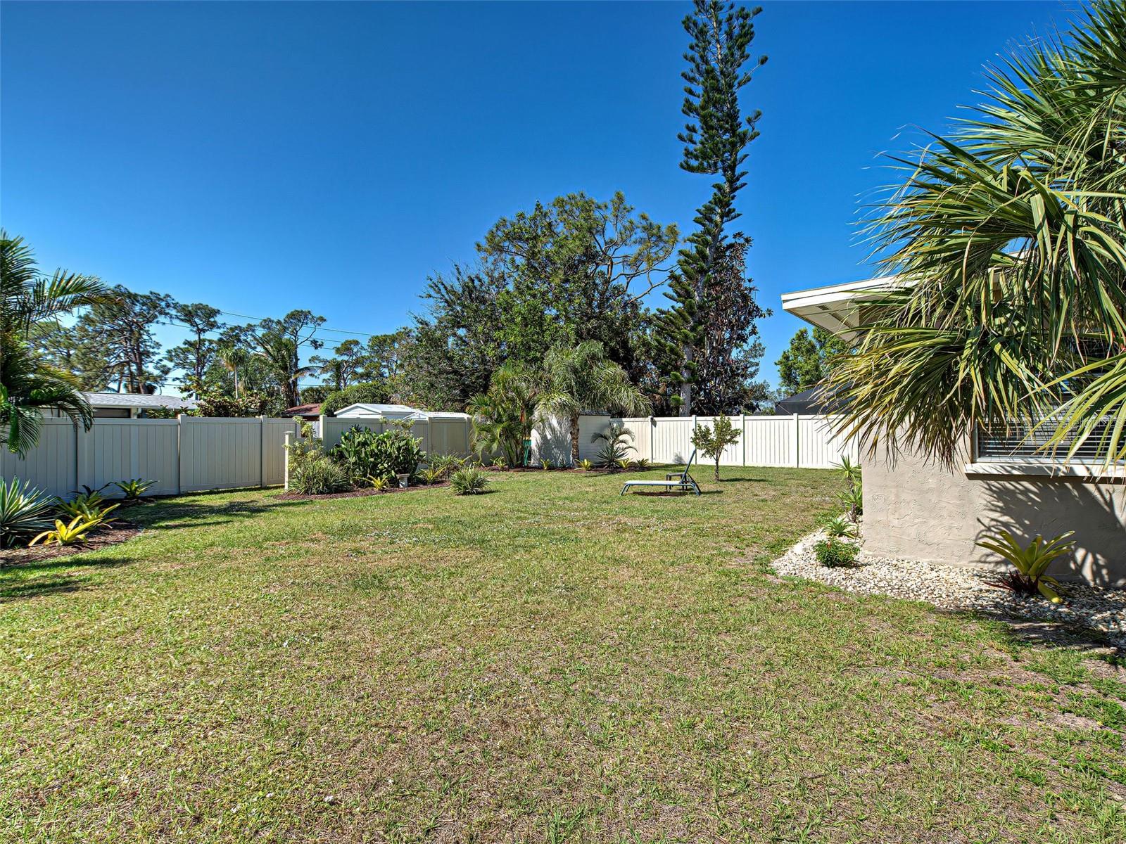 1555 BARBARA PL, ENGLEWOOD, FL, 34223