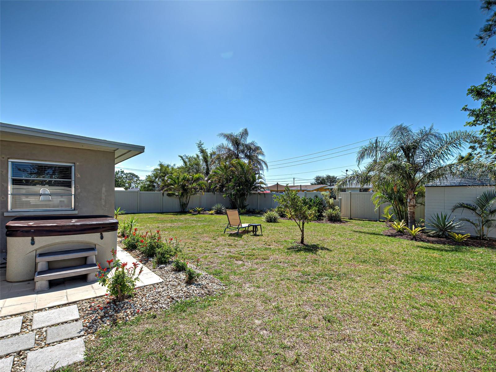 1555 BARBARA PL, ENGLEWOOD, FL, 34223