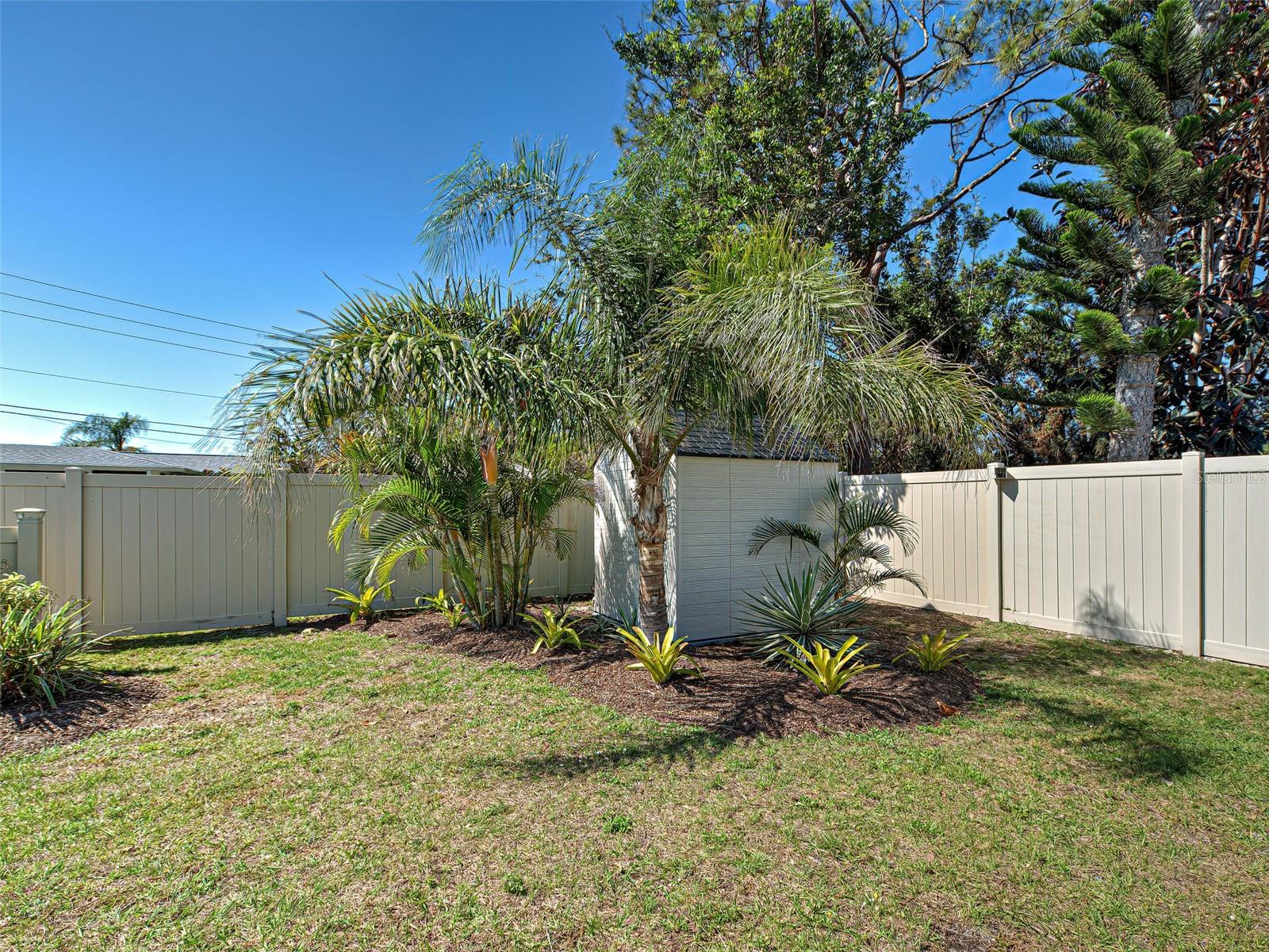 1555 BARBARA PL, ENGLEWOOD, FL, 34223