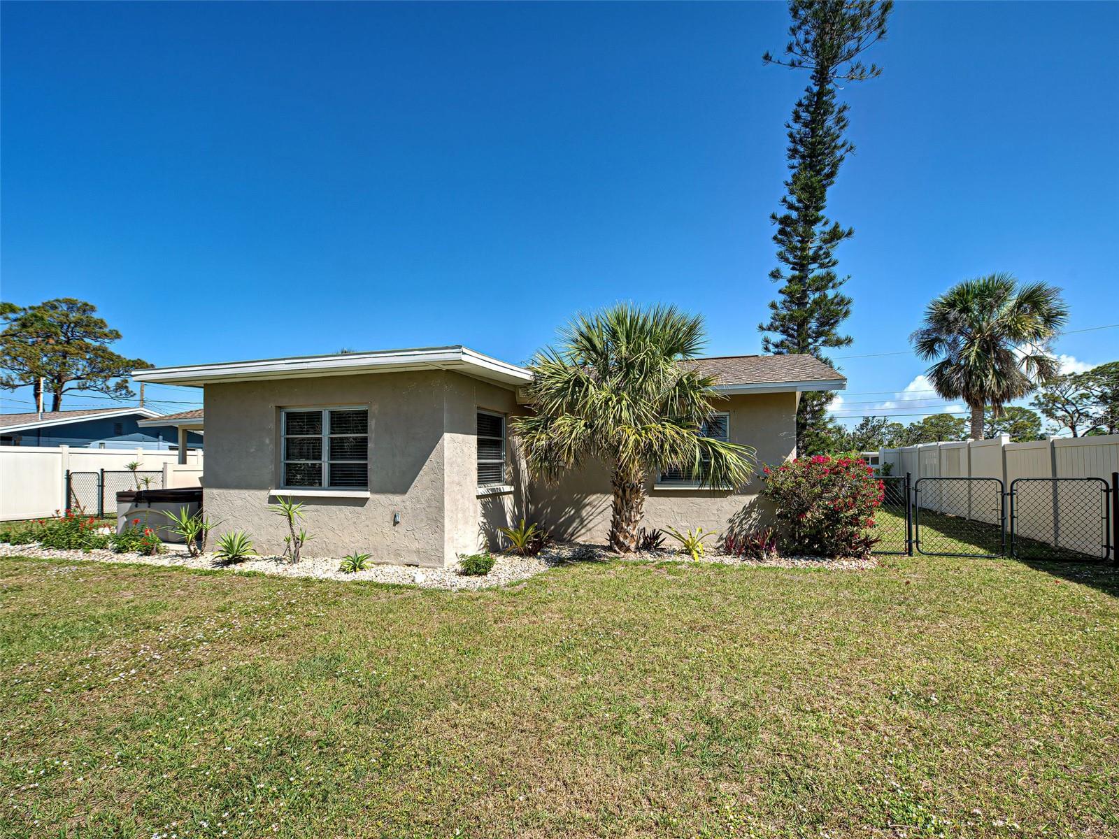 1555 BARBARA PL, ENGLEWOOD, FL, 34223
