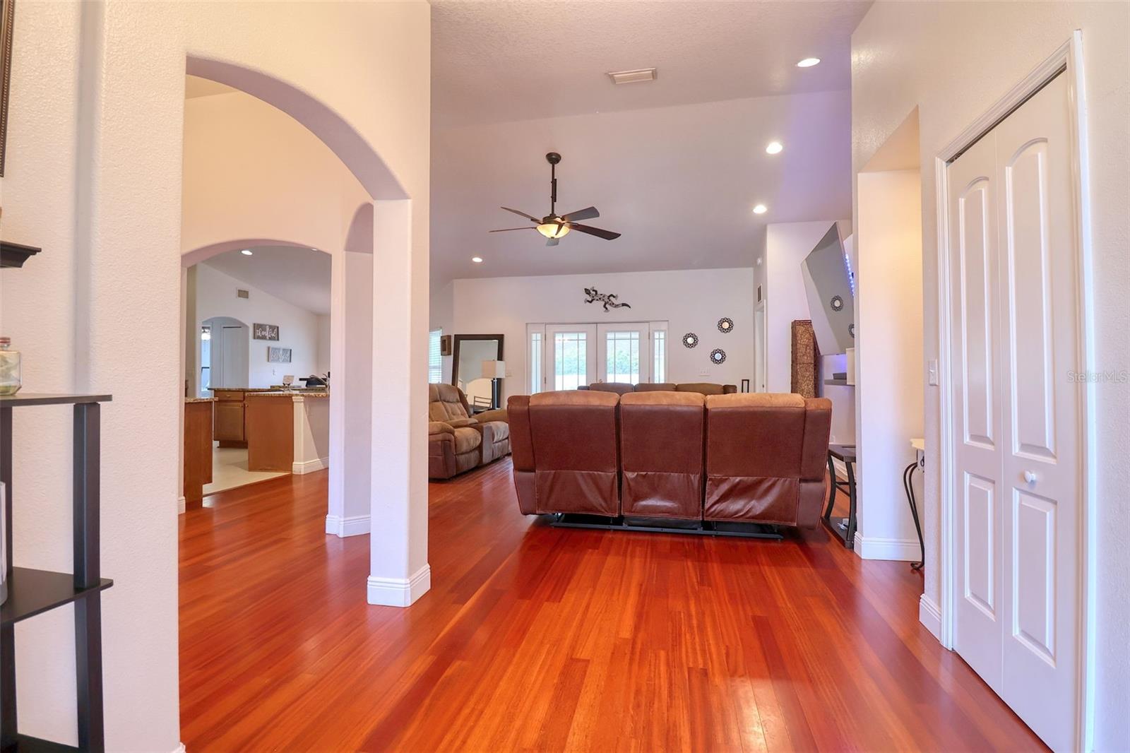 513 TWEED AVE, SEFFNER, FL, 33584