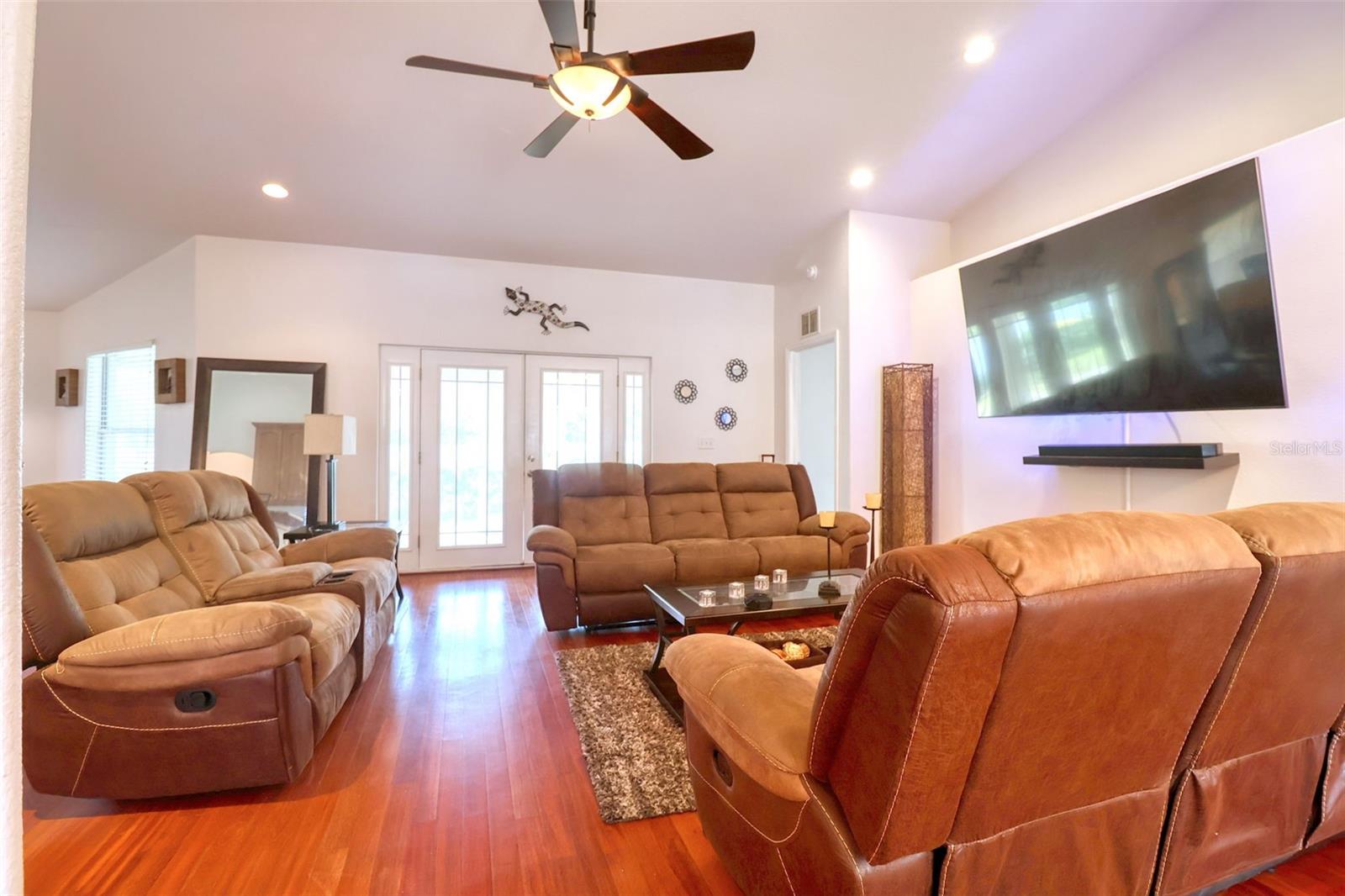 513 TWEED AVE, SEFFNER, FL, 33584