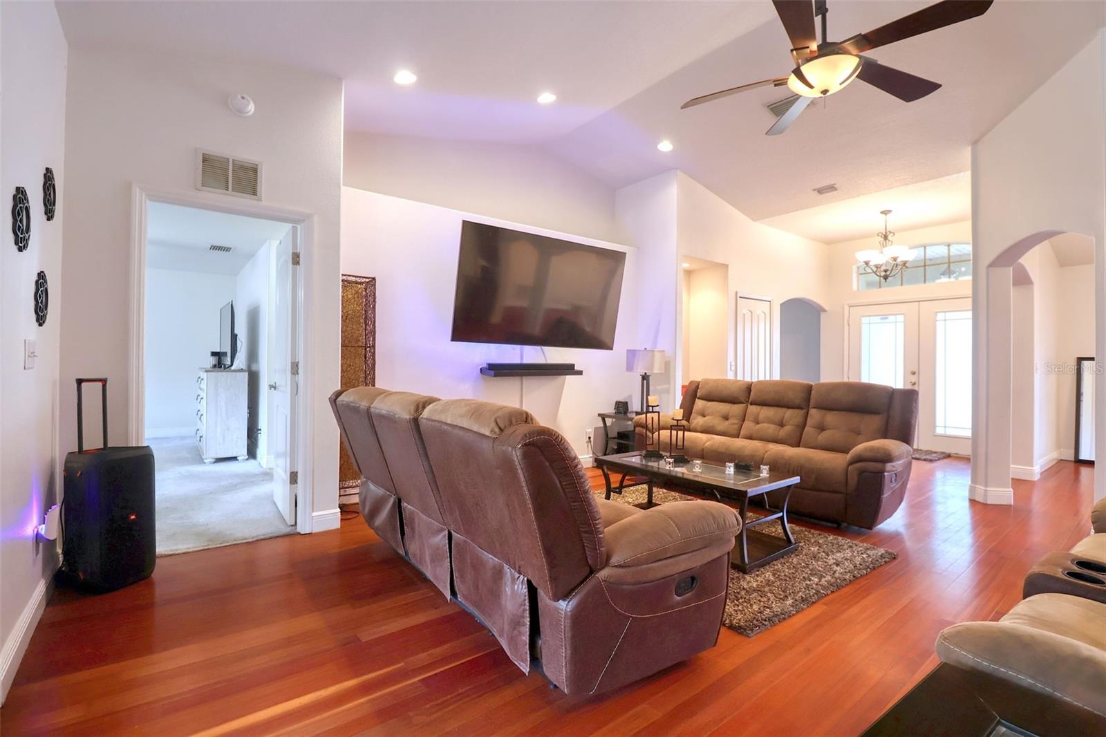 513 TWEED AVE, SEFFNER, FL, 33584