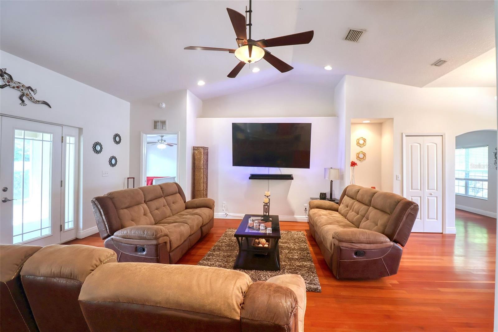 513 TWEED AVE, SEFFNER, FL, 33584