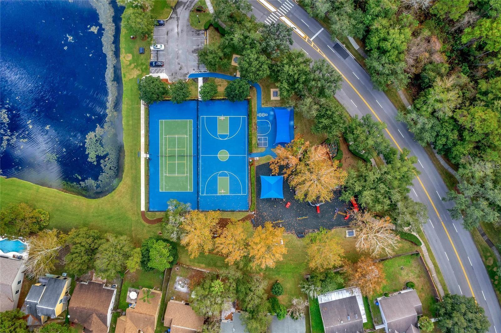 1052 DEES DR, OVIEDO, FL, 32765