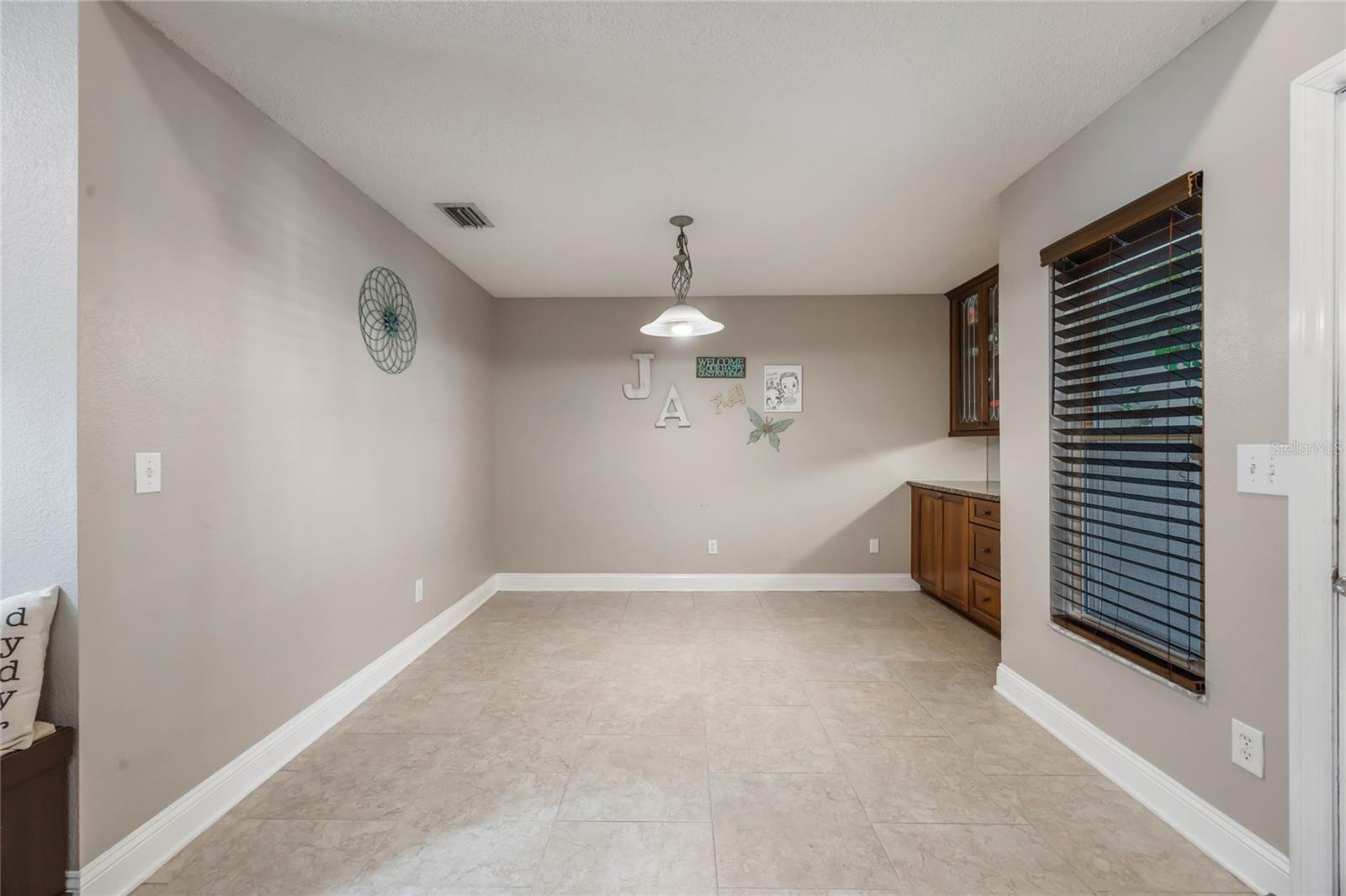 1052 DEES DR, OVIEDO, FL, 32765