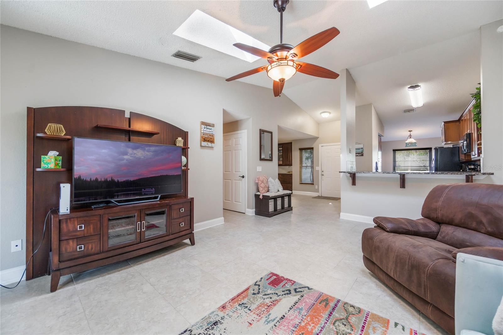 1052 DEES DR, OVIEDO, FL, 32765