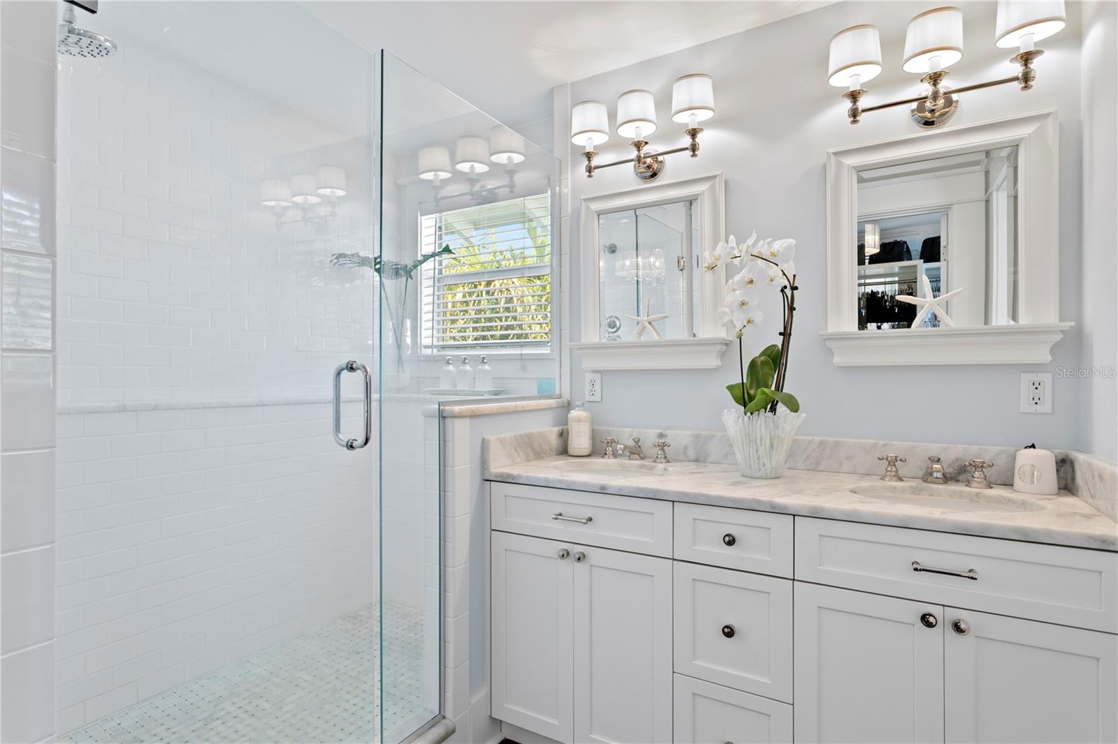 2107 W WATROUS AVE, TAMPA, FL, 33606
