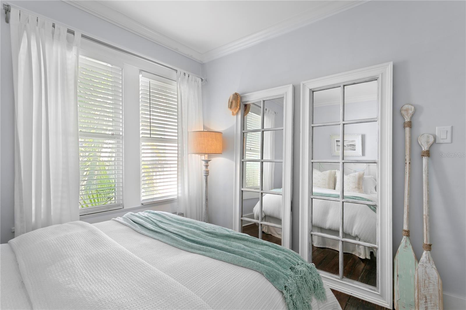2107 W WATROUS AVE, TAMPA, FL, 33606