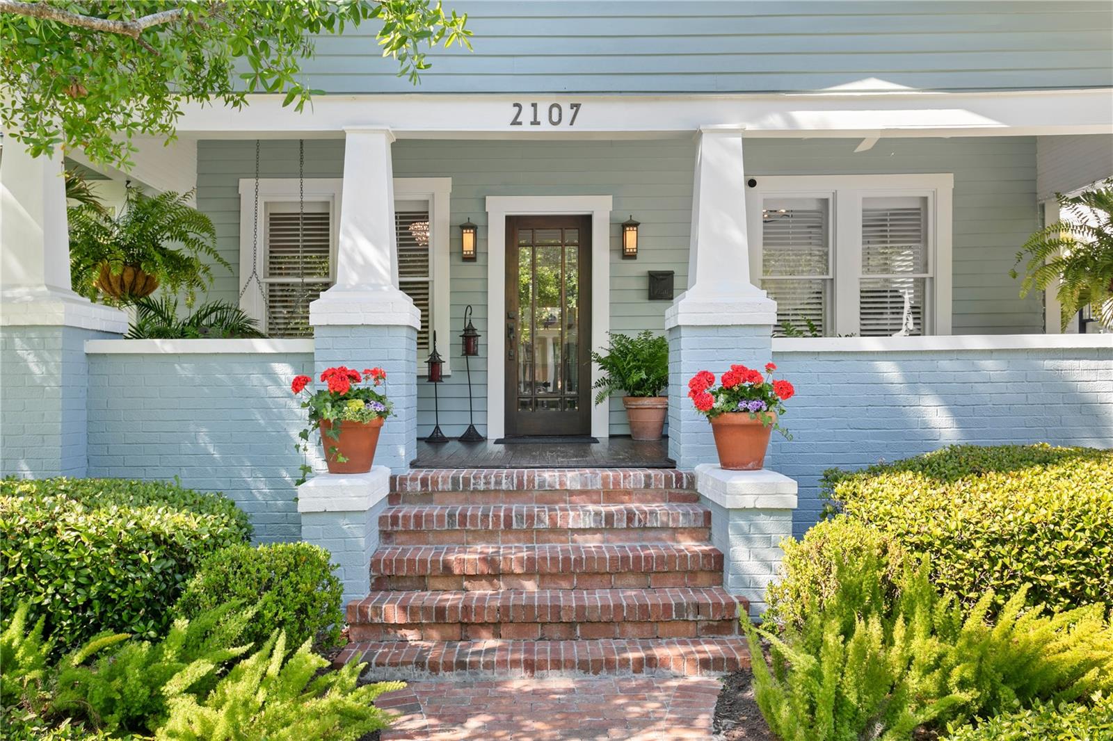 2107 W WATROUS AVE, TAMPA, FL, 33606