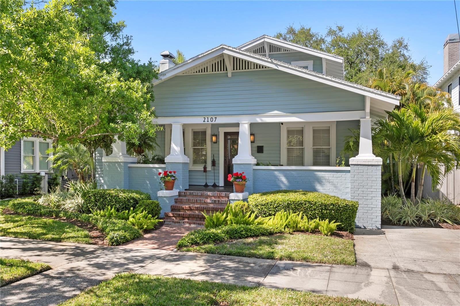 2107 W WATROUS AVE, TAMPA, FL, 33606