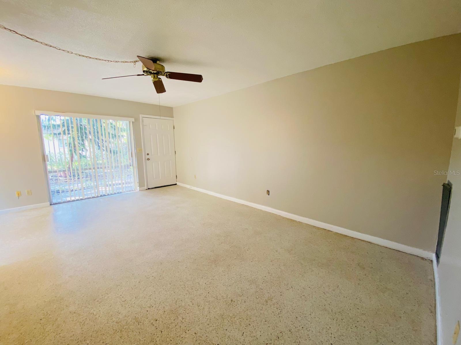 305 E DAKIN AVE #12, KISSIMMEE, FL, 34741