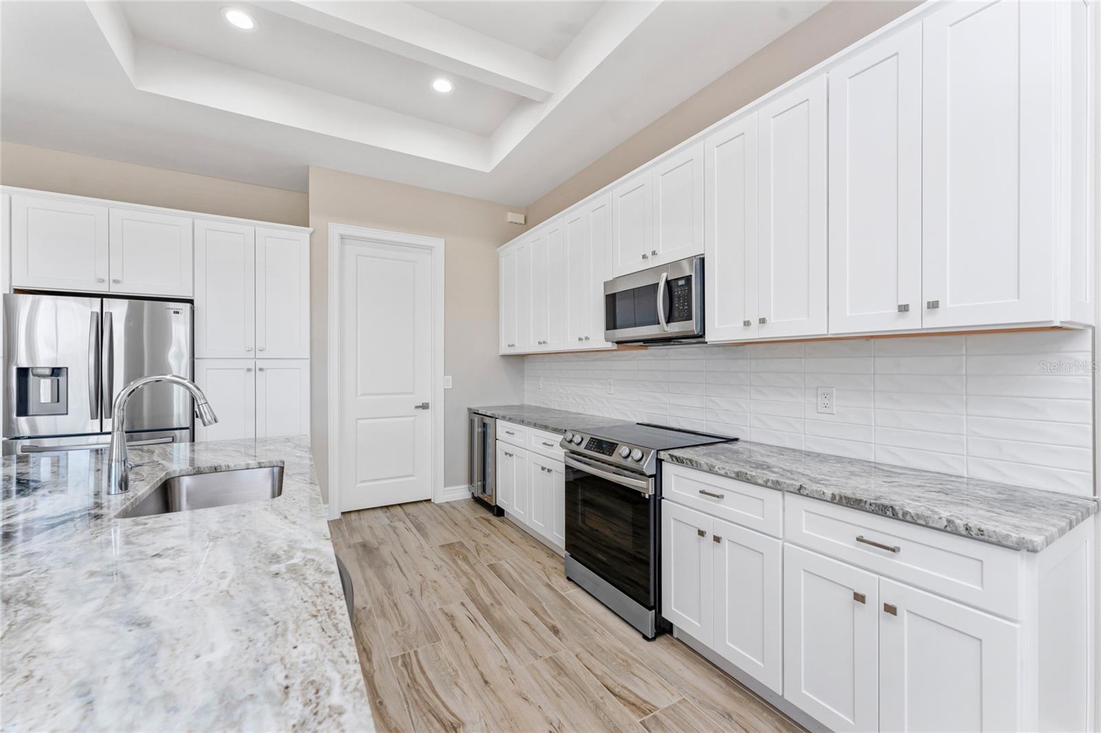 212 ROTONDA BLVD E, ROTONDA WEST, FL, 33947