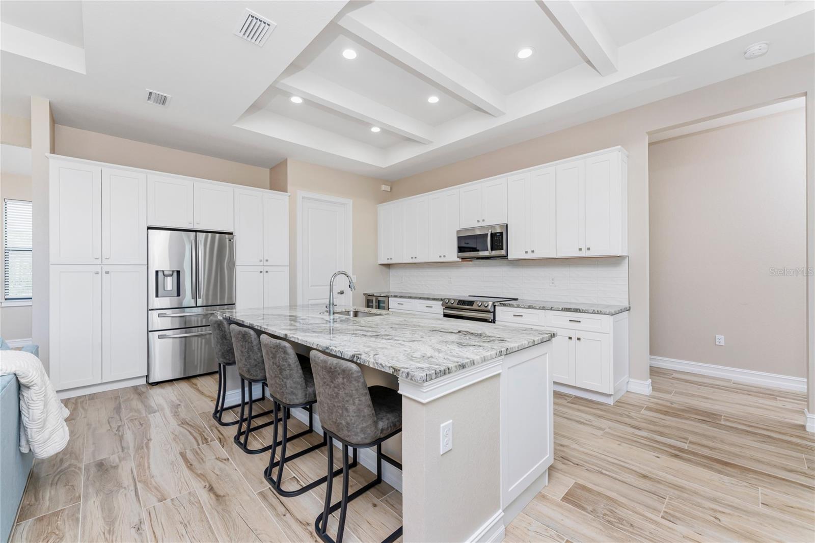 212 ROTONDA BLVD E, ROTONDA WEST, FL, 33947