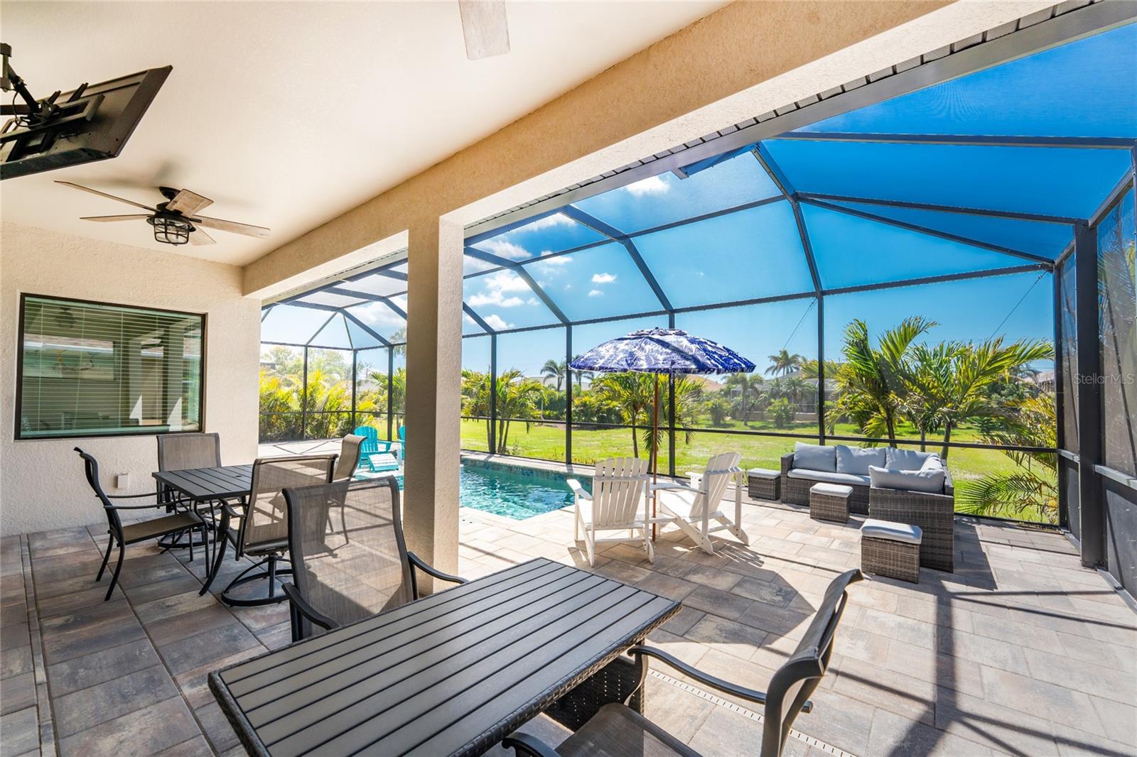 212 ROTONDA BLVD E, ROTONDA WEST, FL, 33947