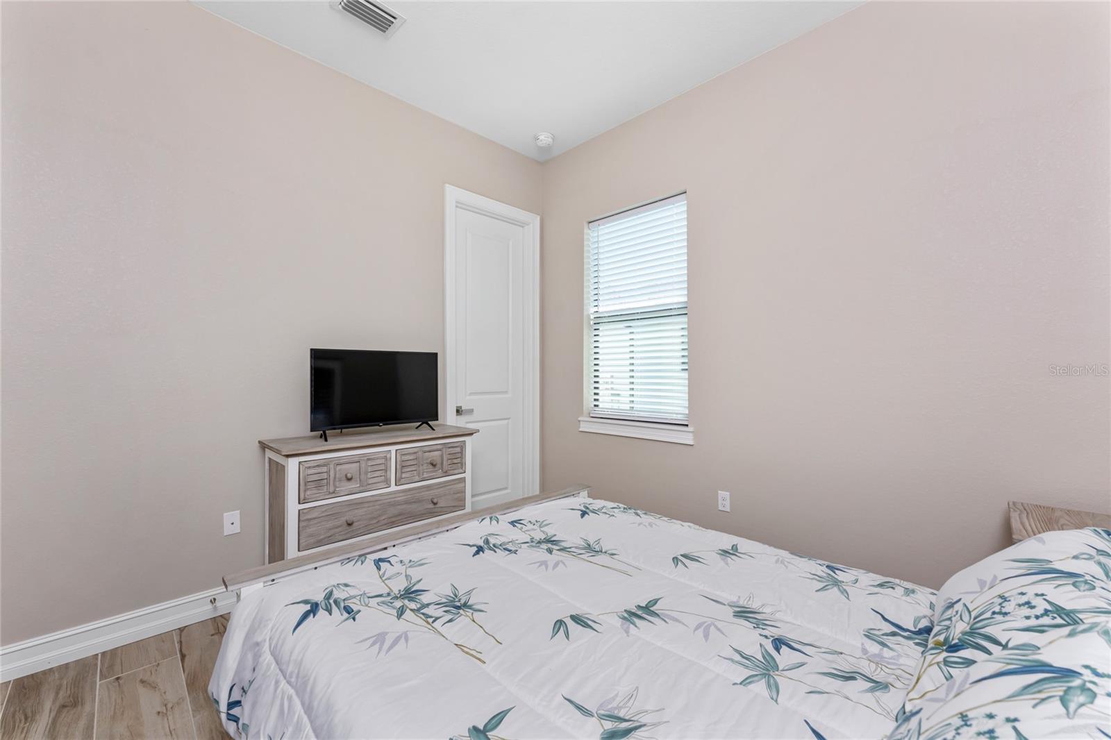 212 ROTONDA BLVD E, ROTONDA WEST, FL, 33947