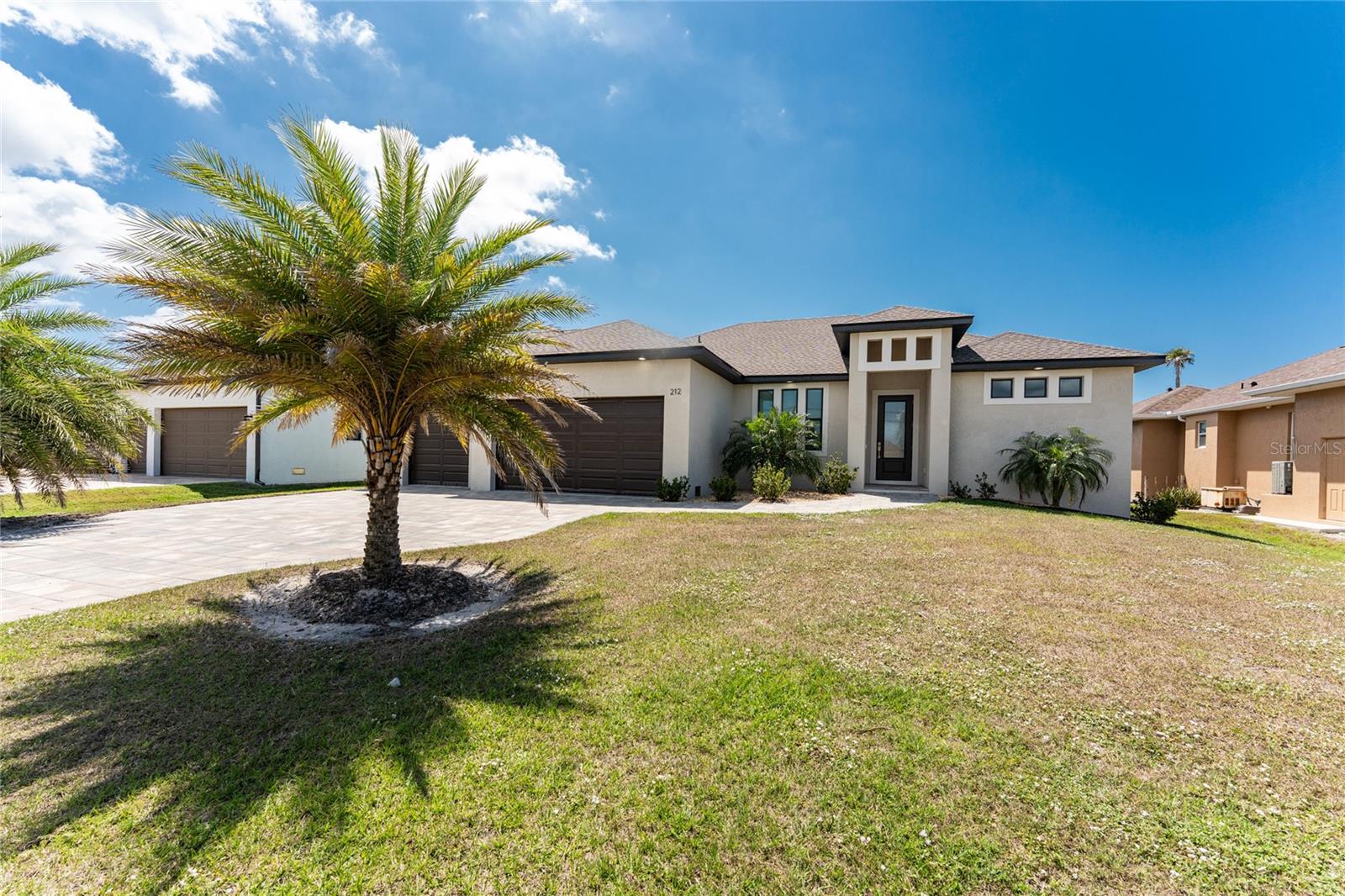 212 ROTONDA BLVD E, ROTONDA WEST, FL, 33947