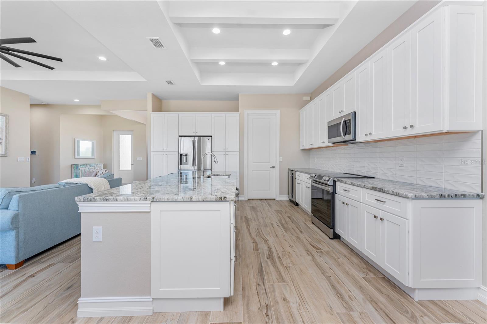212 ROTONDA BLVD E, ROTONDA WEST, FL, 33947
