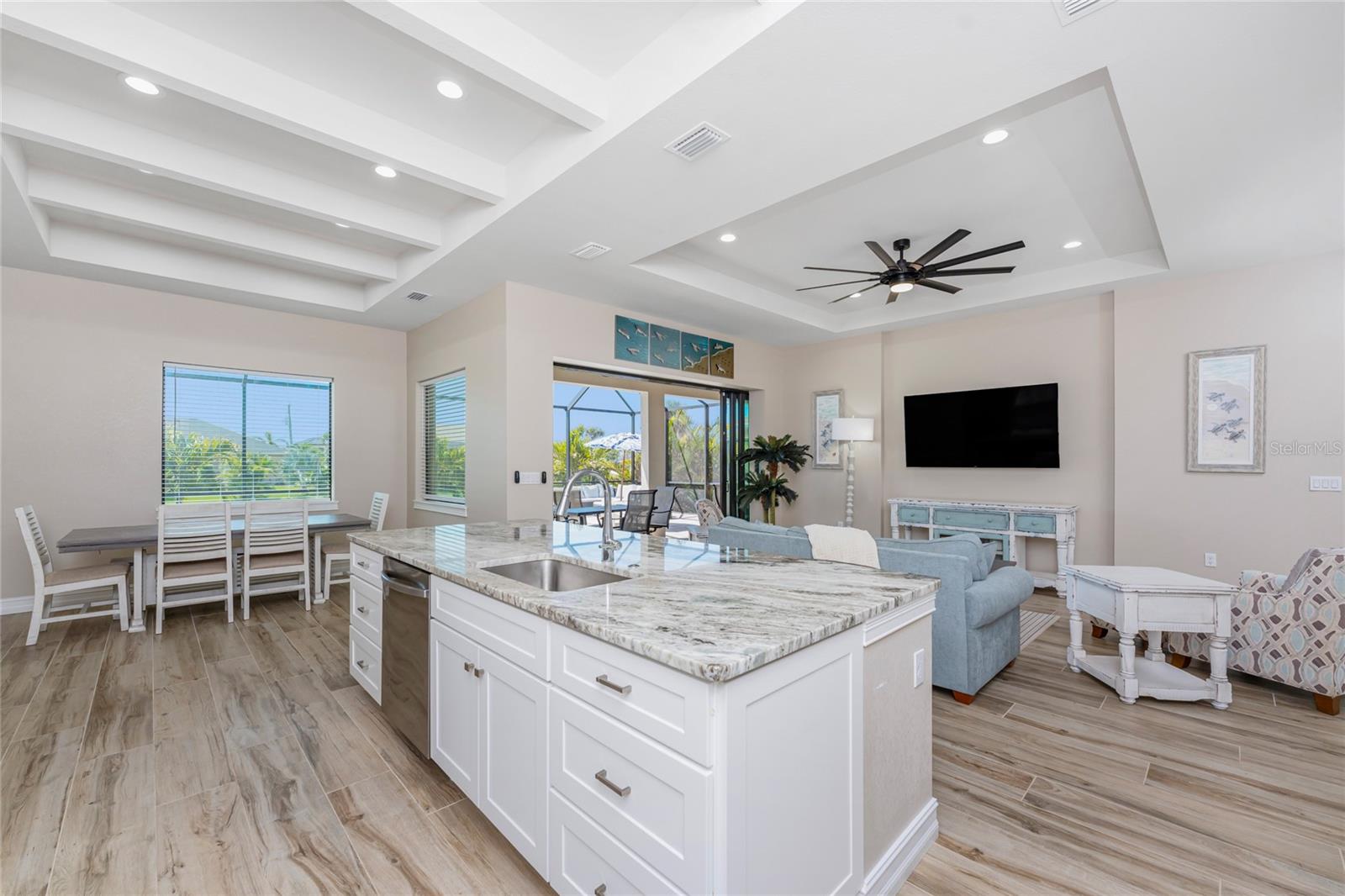 212 ROTONDA BLVD E, ROTONDA WEST, FL, 33947