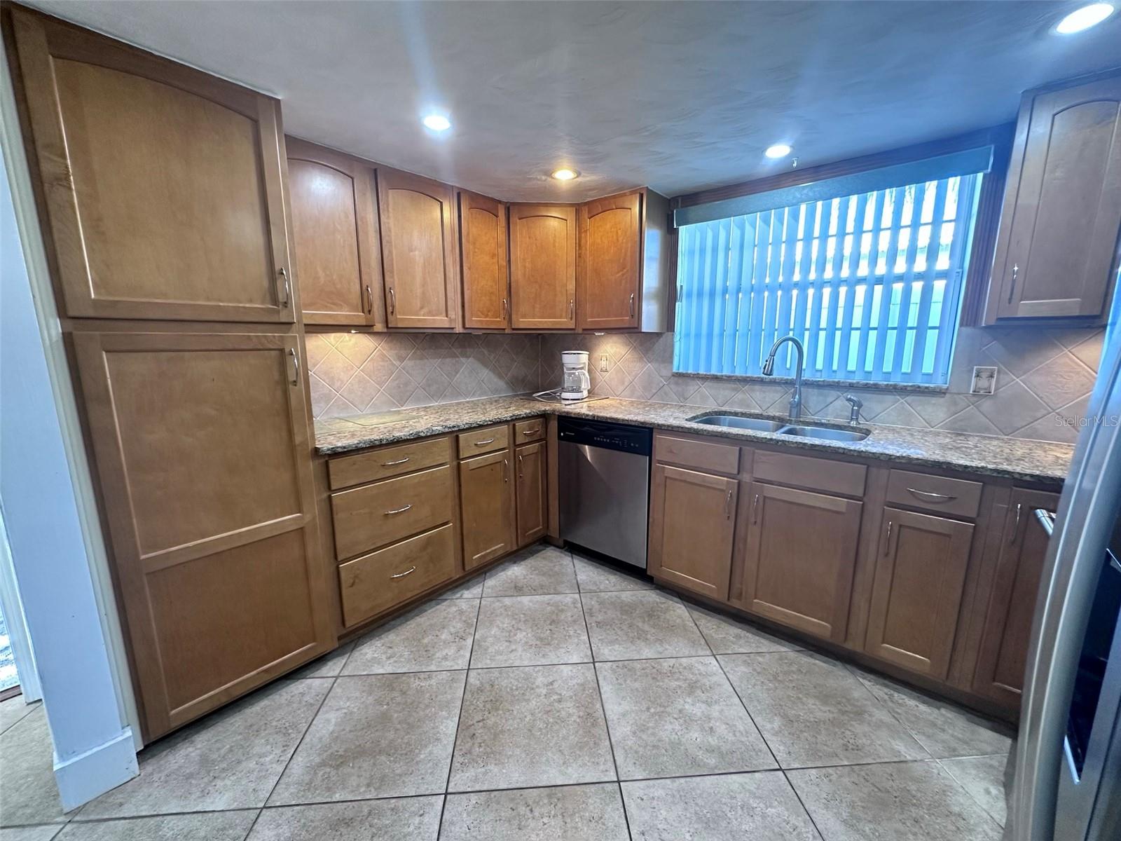 7114 PARROT DR, PORT RICHEY, FL, 34668