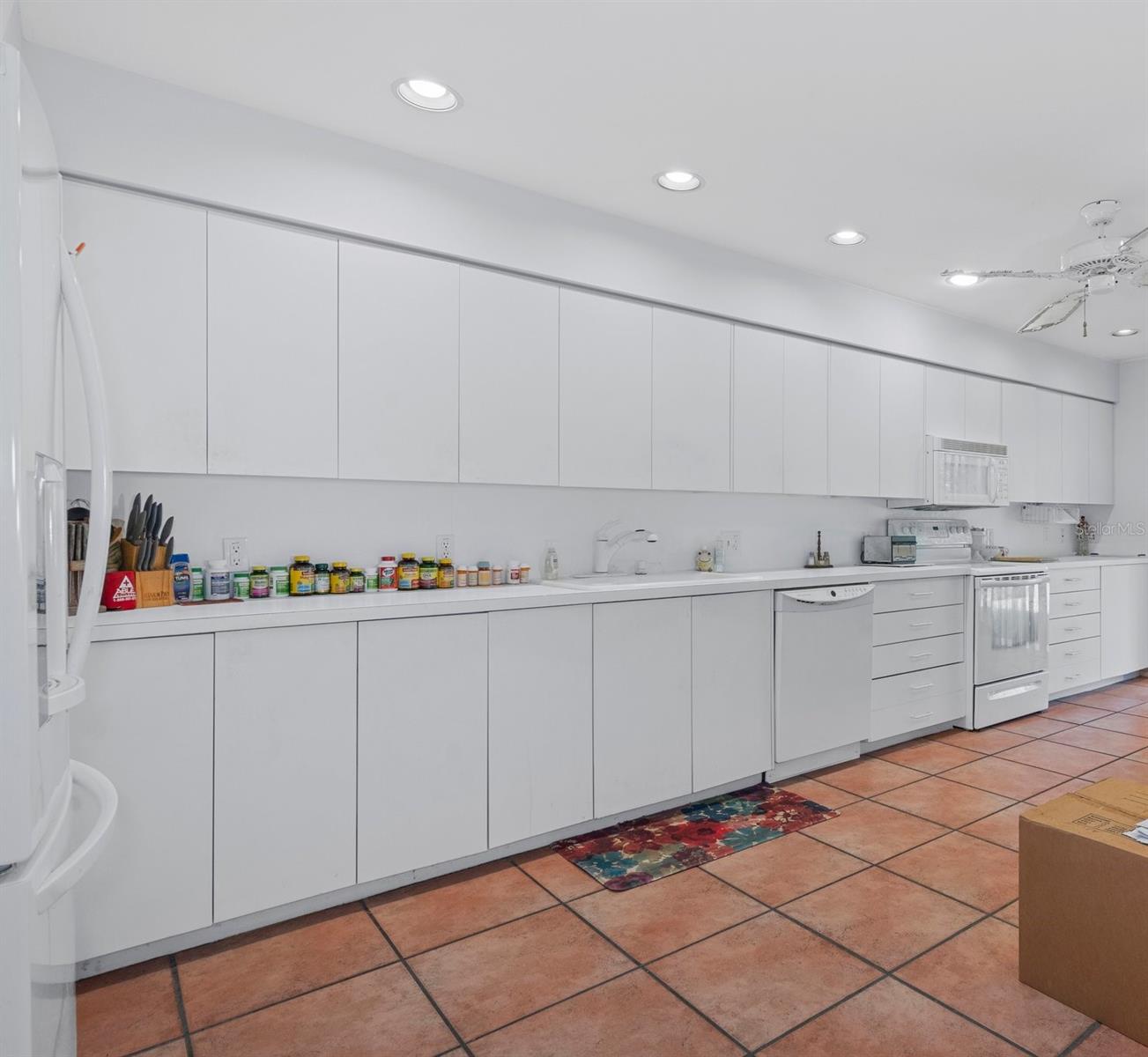 3160 WHISPERING PINES CT, SPRING HILL, FL, 34606