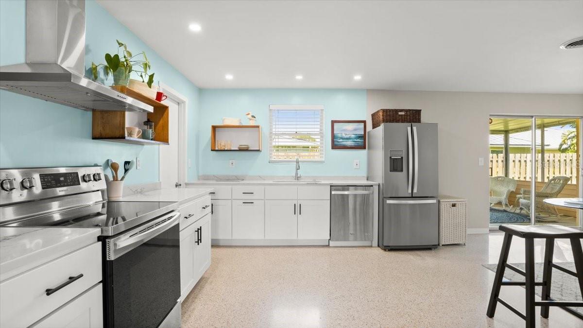 121 ELLICOTT DR, ORMOND BEACH, FL, 32176