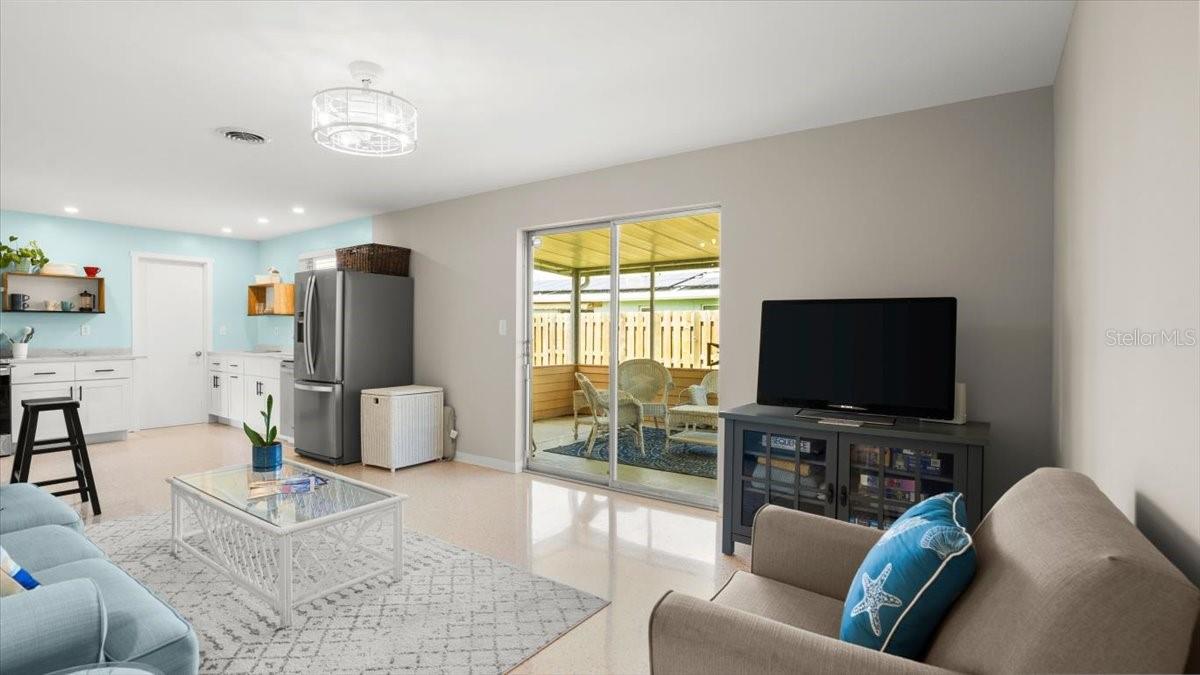 121 ELLICOTT DR, ORMOND BEACH, FL, 32176