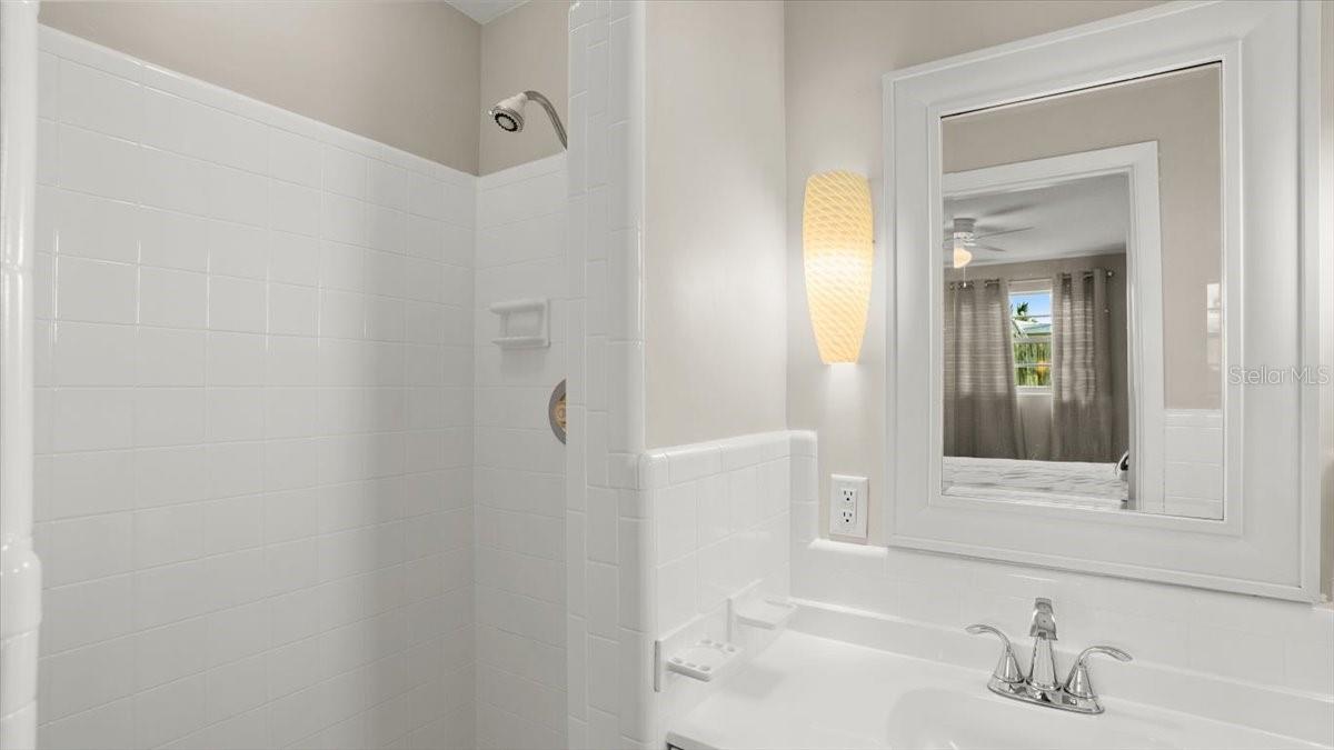 121 ELLICOTT DR, ORMOND BEACH, FL, 32176