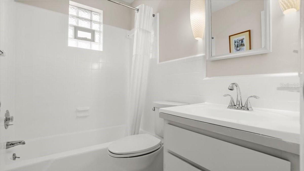 121 ELLICOTT DR, ORMOND BEACH, FL, 32176