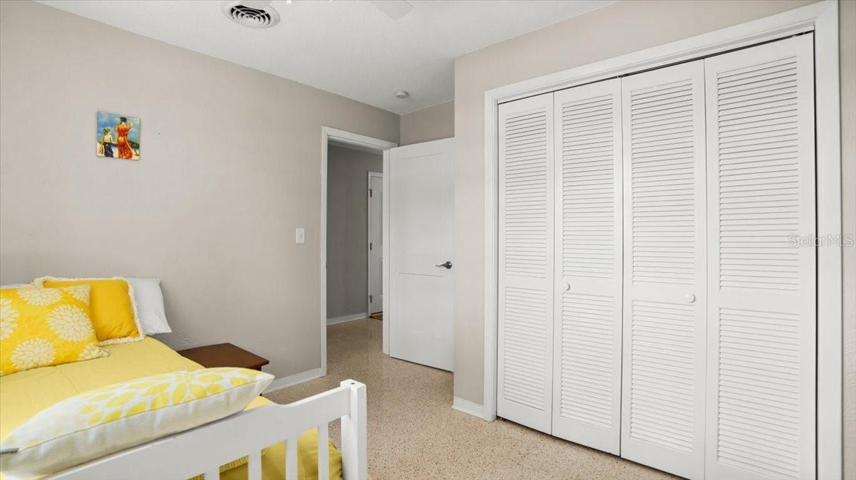 121 ELLICOTT DR, ORMOND BEACH, FL, 32176