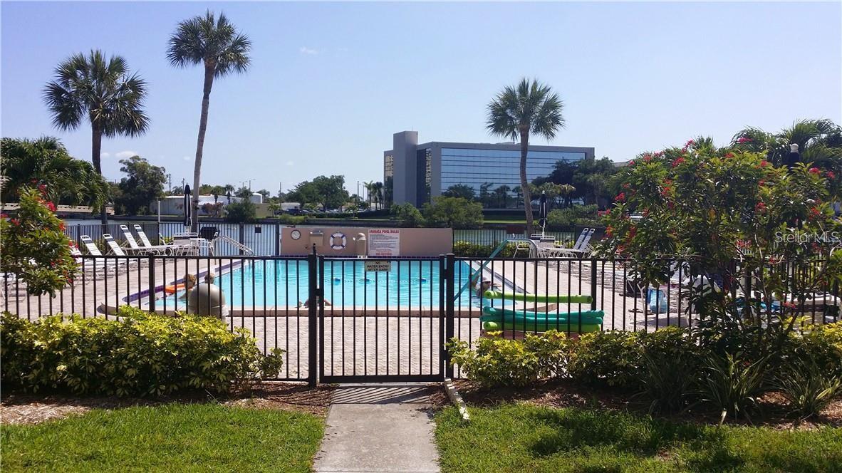 7425 BAY ISLAND DR S #208, SOUTH PASADENA, FL, 33707