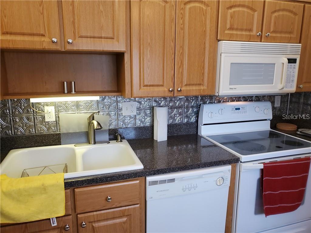 7425 BAY ISLAND DR S #208, SOUTH PASADENA, FL, 33707