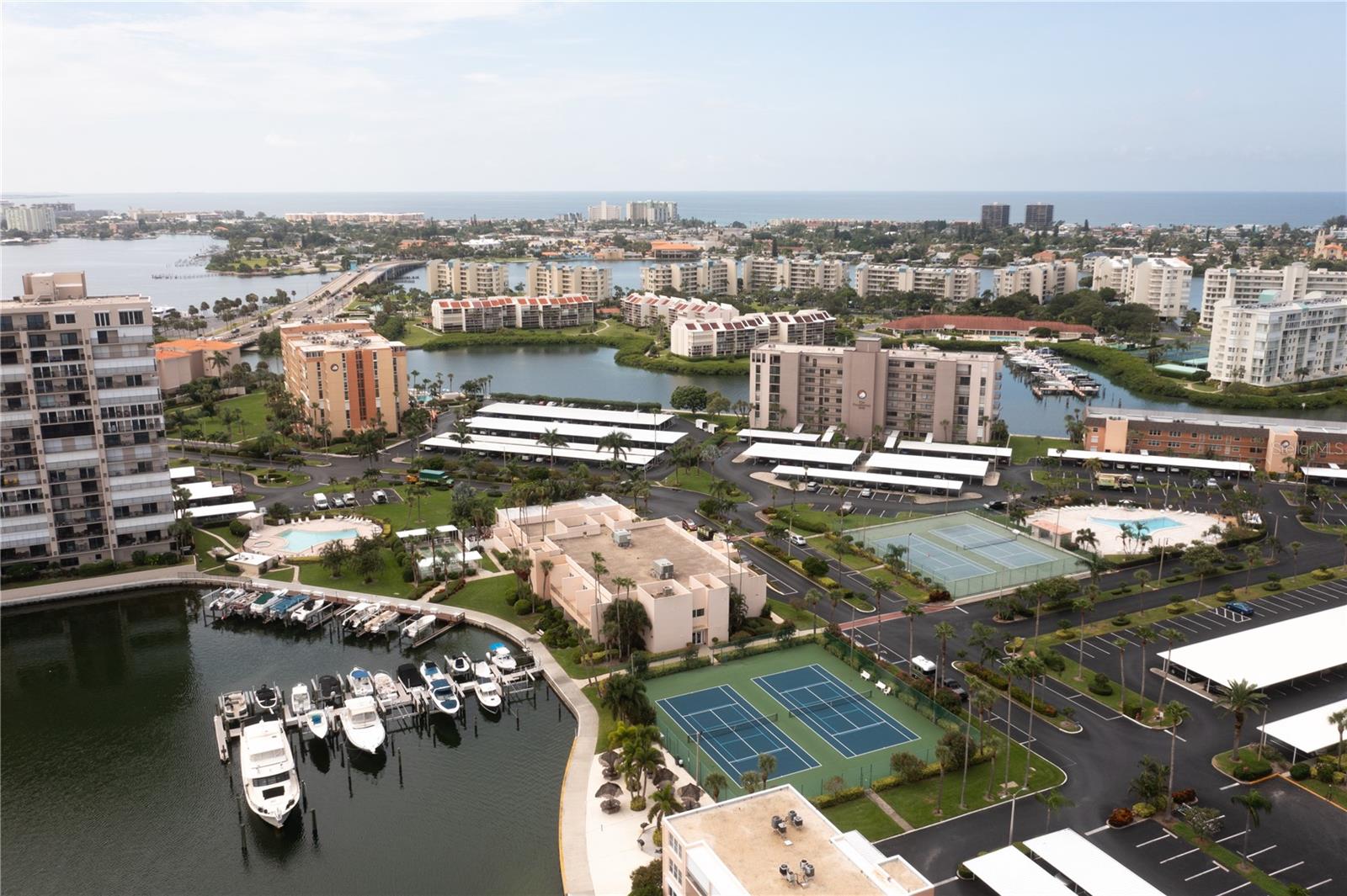 7425 BAY ISLAND DR S #208, SOUTH PASADENA, FL, 33707